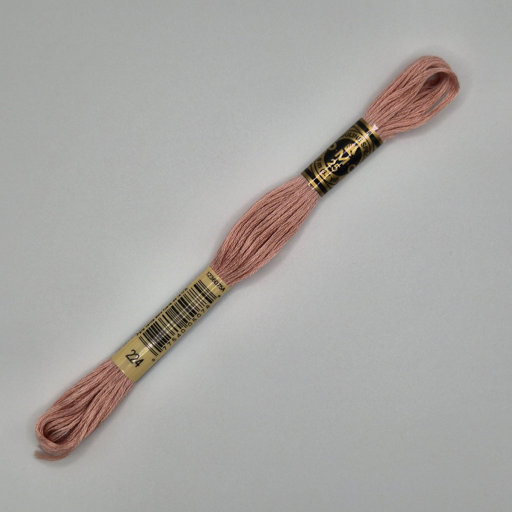 DMC 224 Very Light Shell Pink