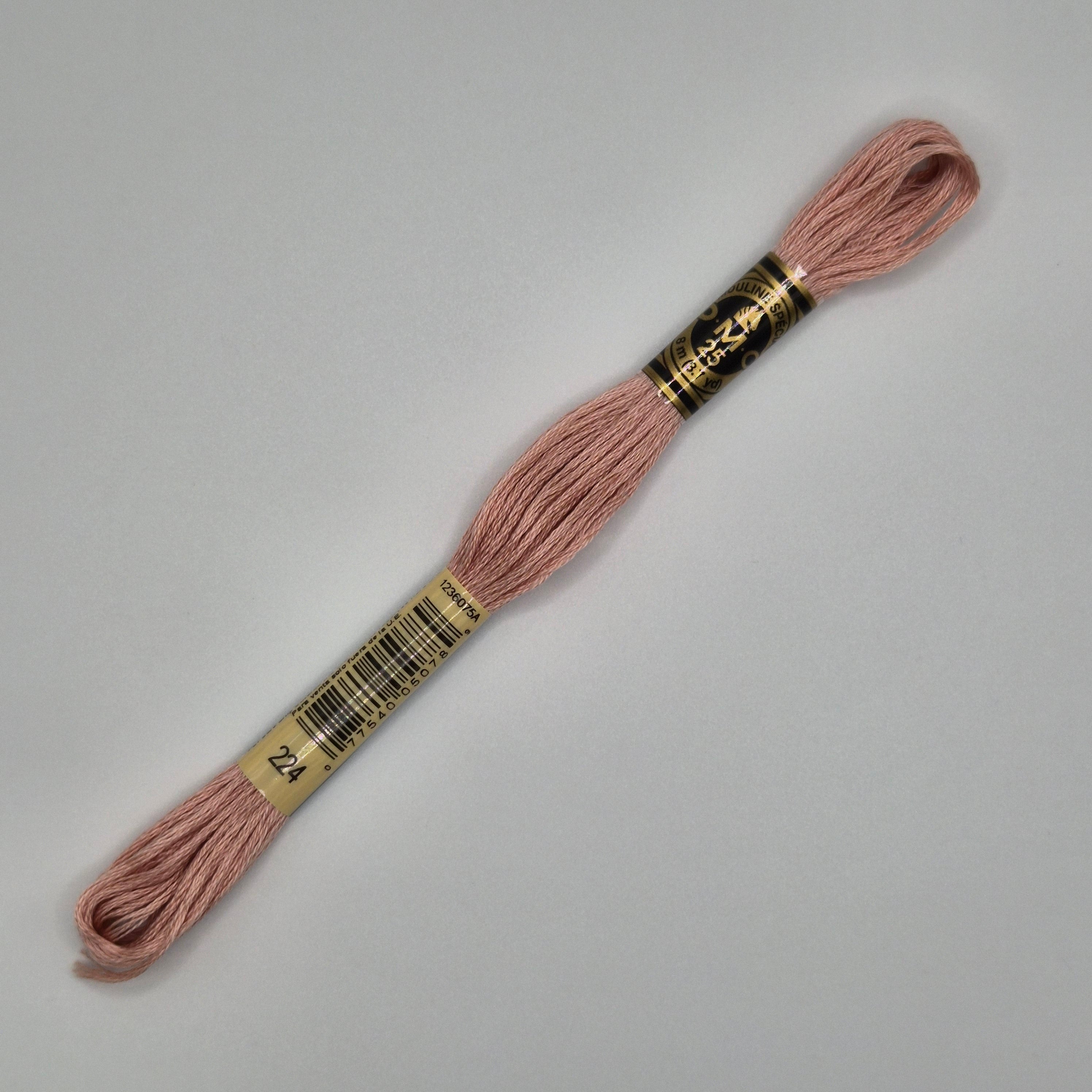 DMC 224 Very Light Shell Pink
