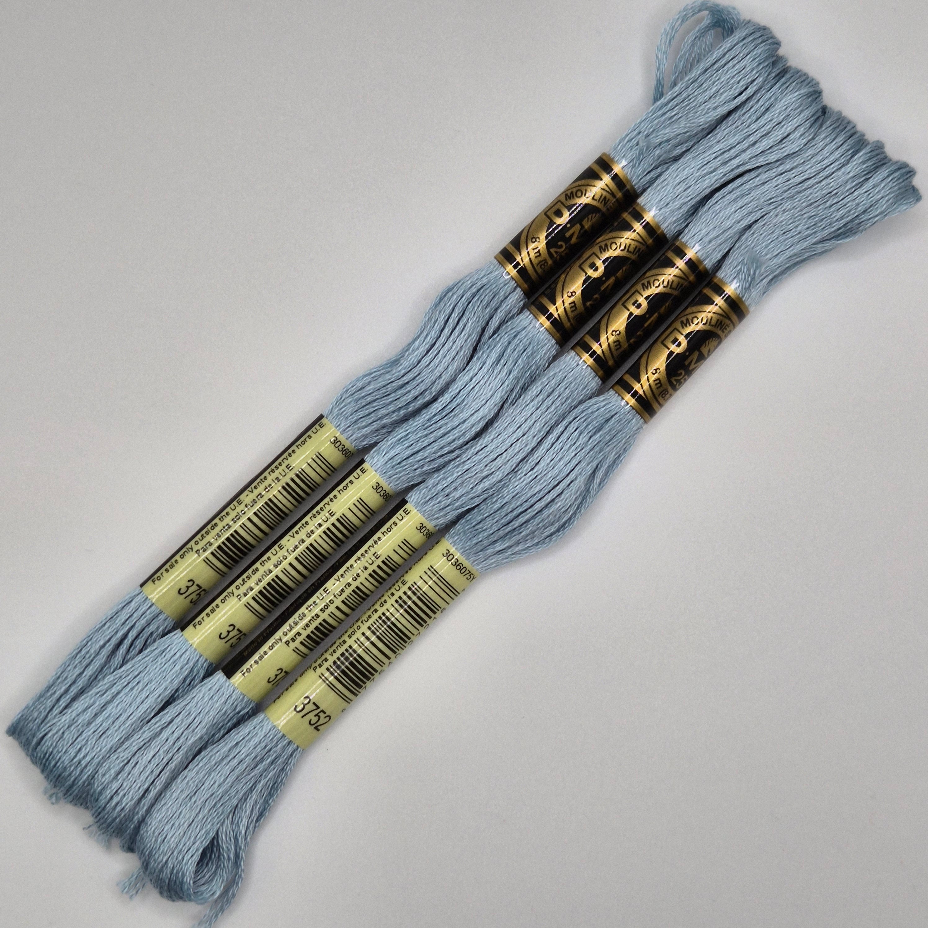 DMC 3752 Very Light Antique Blue