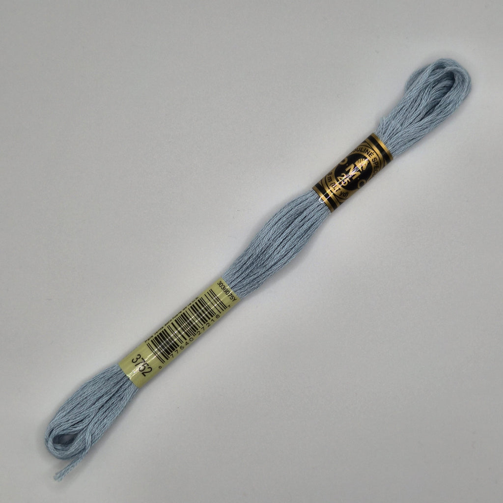 DMC 3752 Very Light Antique Blue
