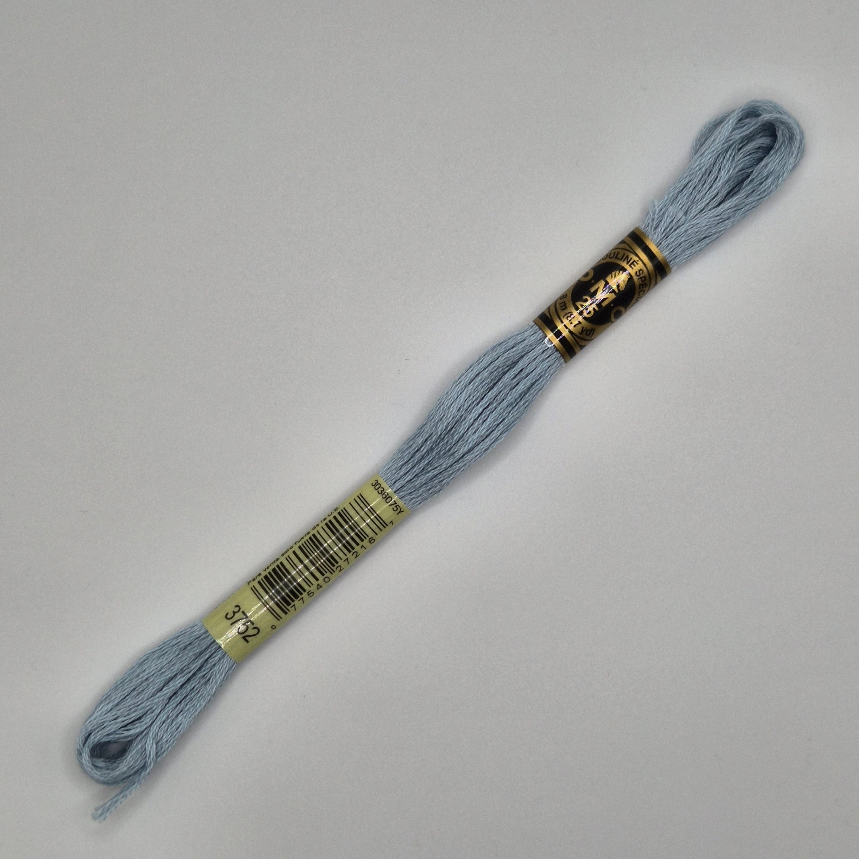 DMC 3752 Very Light Antique Blue