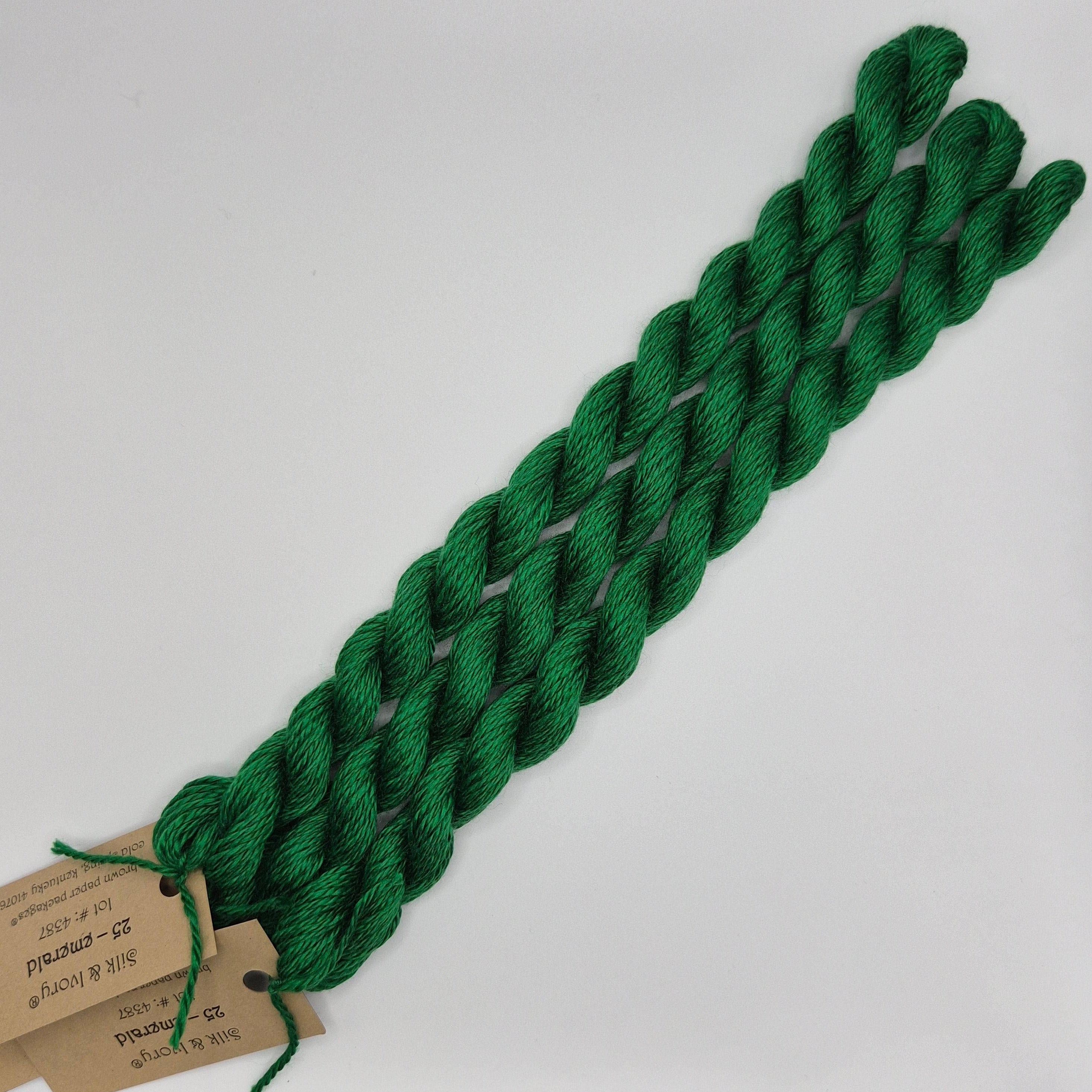 Silk & Ivory 25 Emerald