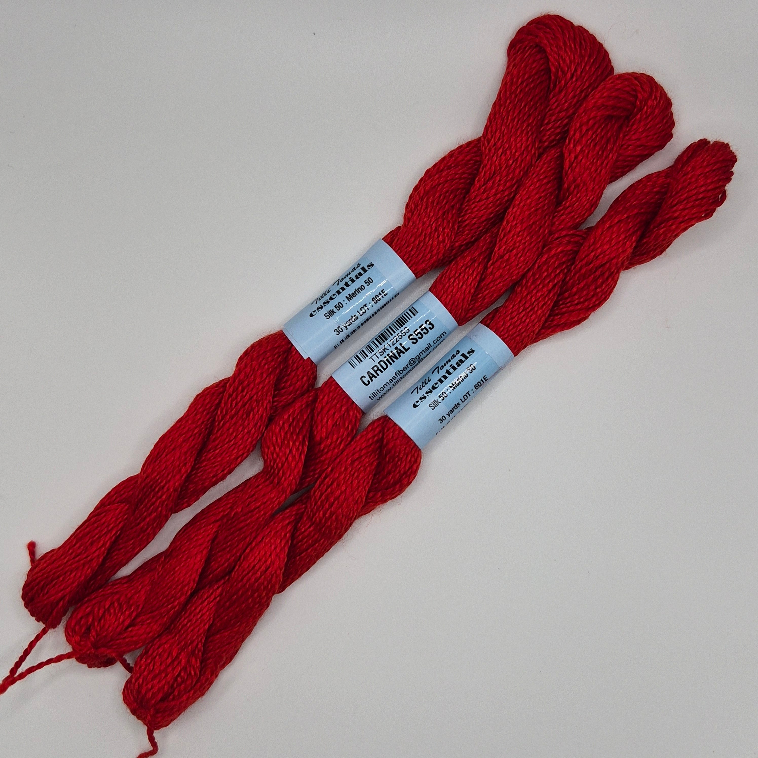 Essentials Skein S553 Cardinal