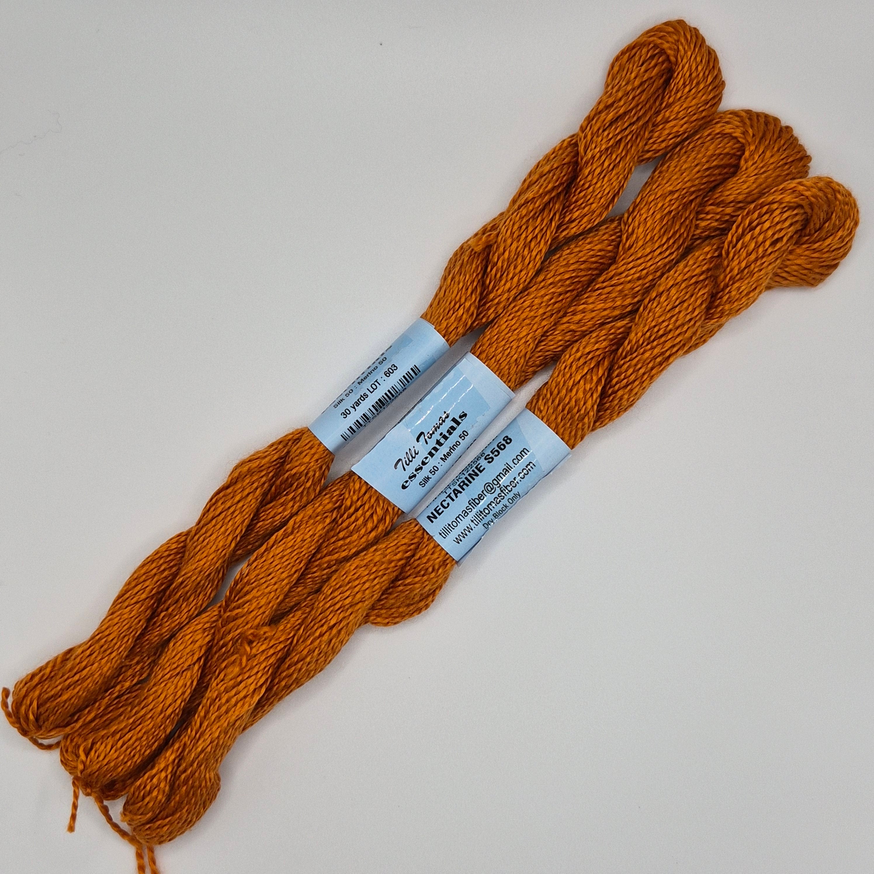 Essentials Skein S568 Nectarine