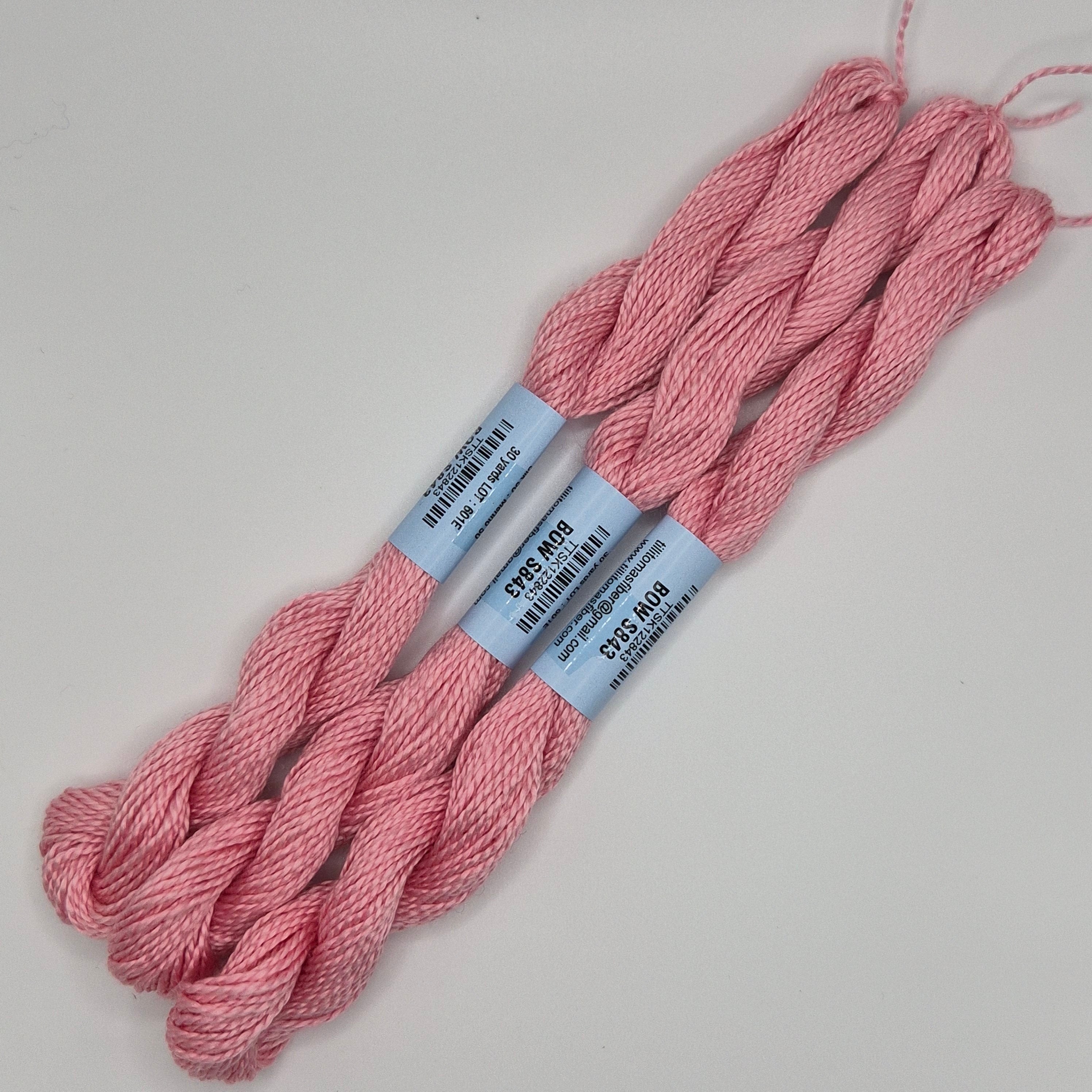 Essentials Skein S843 Bow