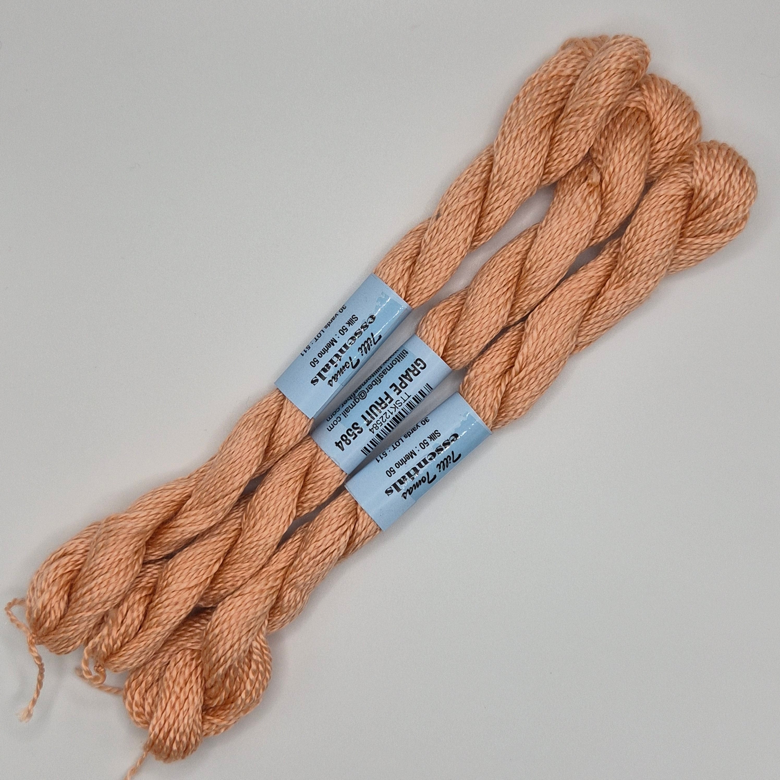 Essentials Skein S584 Grape Fruit