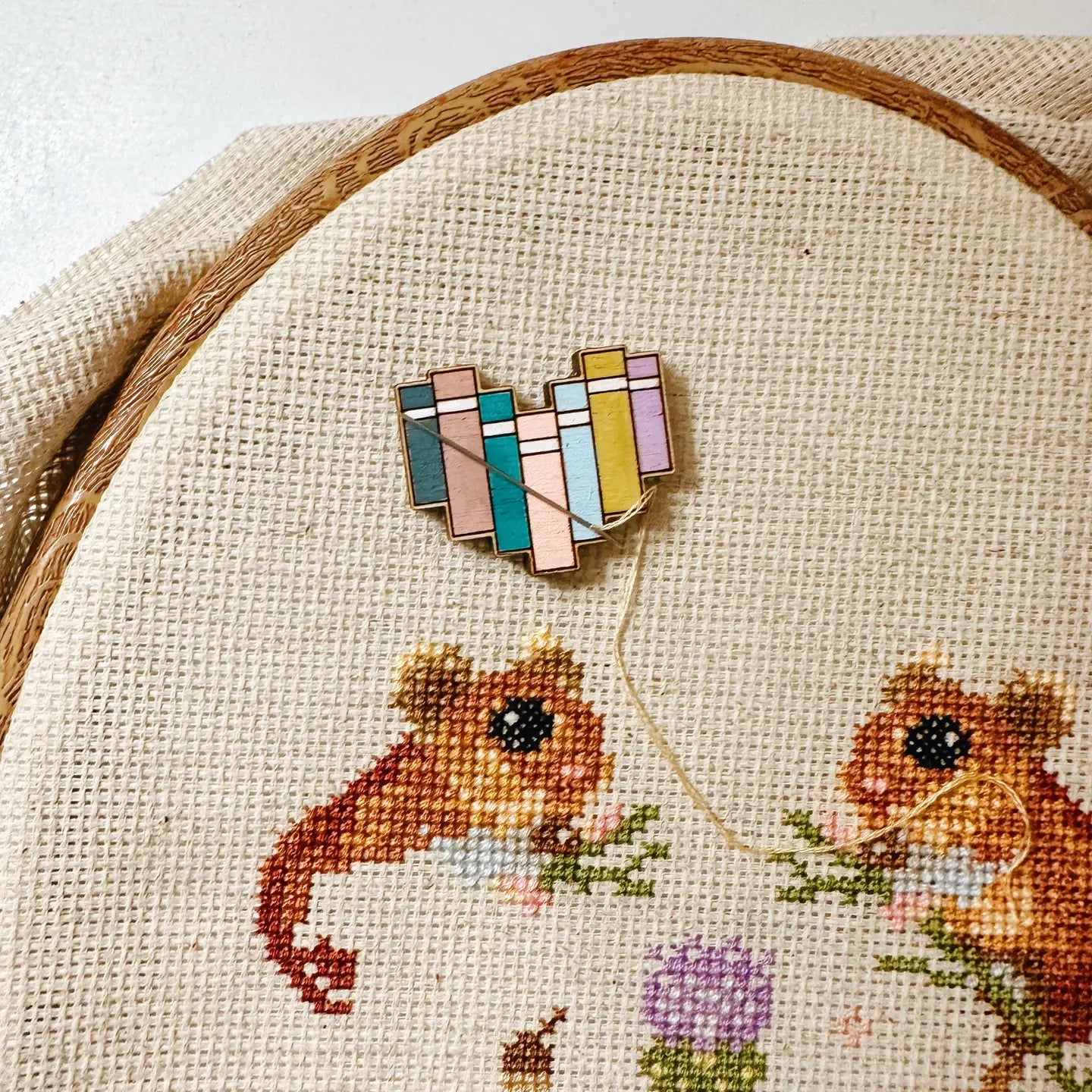 Book Heart Needle Minder
