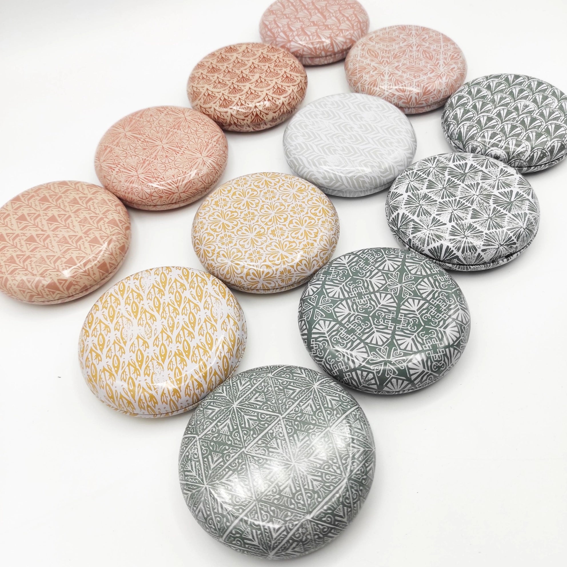 Round Magnetic Needle Tin