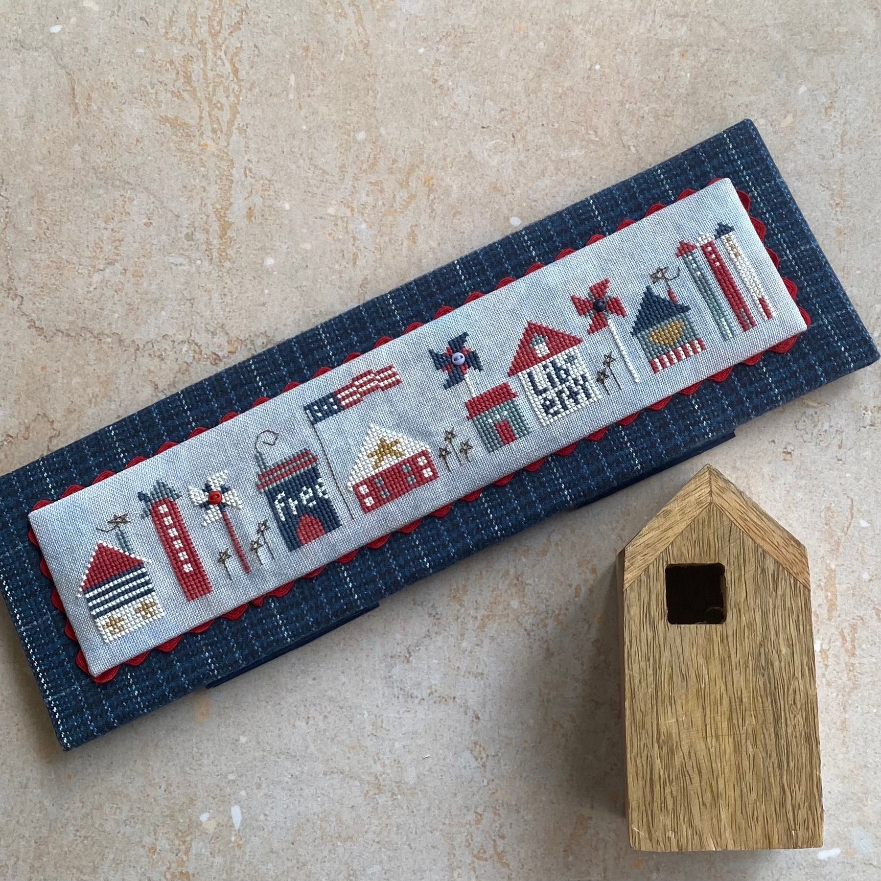 Patriotic Tiny Town - Cross Stitch Pattern