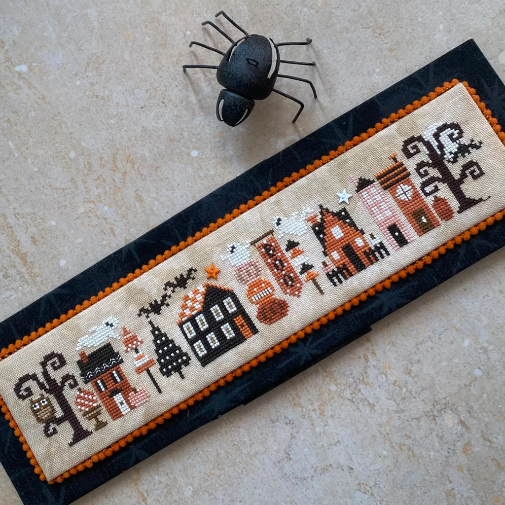 Halloween Tiny Town - Cross Stitch Pattern