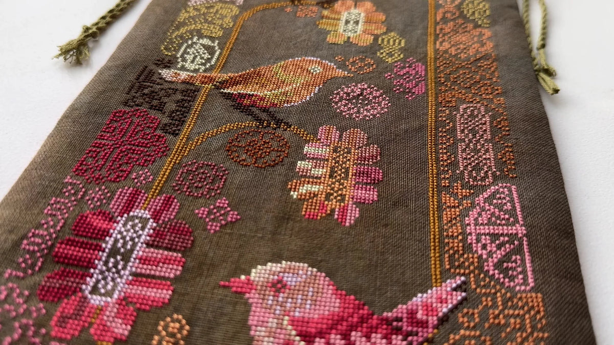 Pink Wren - Cross Stitch Pattern