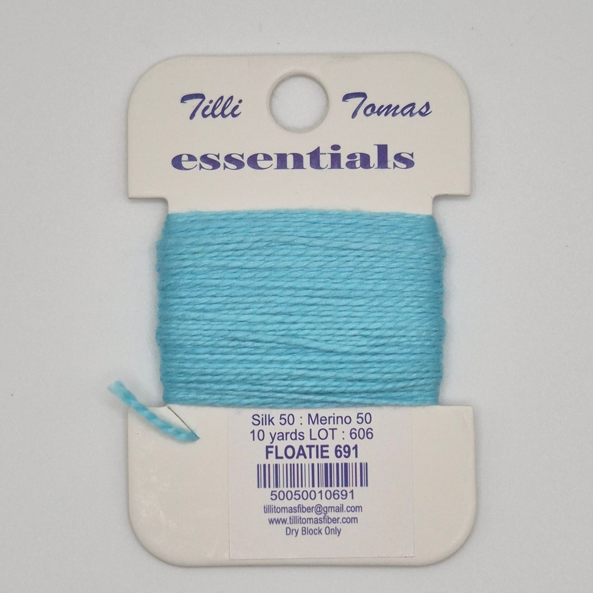 Essentials Card 691 Floatie