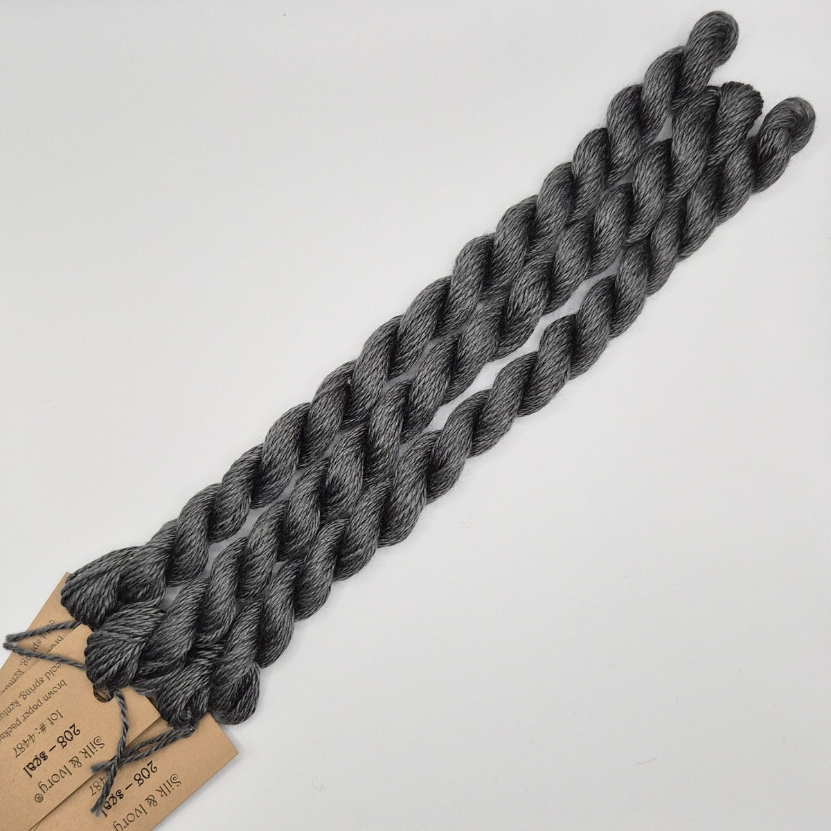 Silk & Ivory 208 Seal