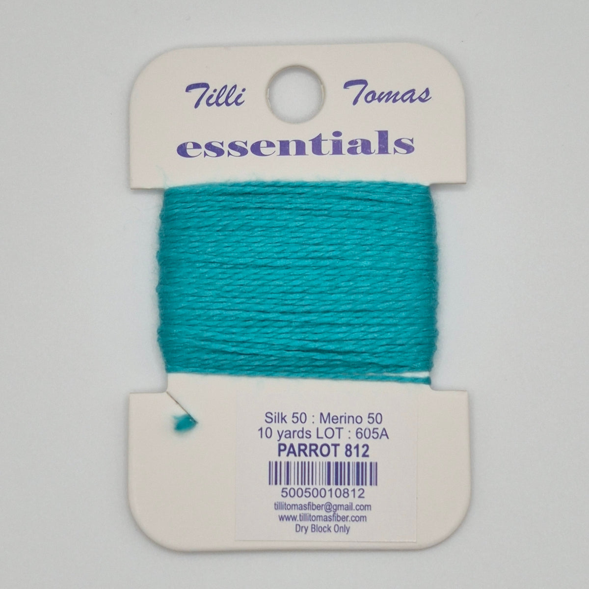 Essentials Card 812 Parrot