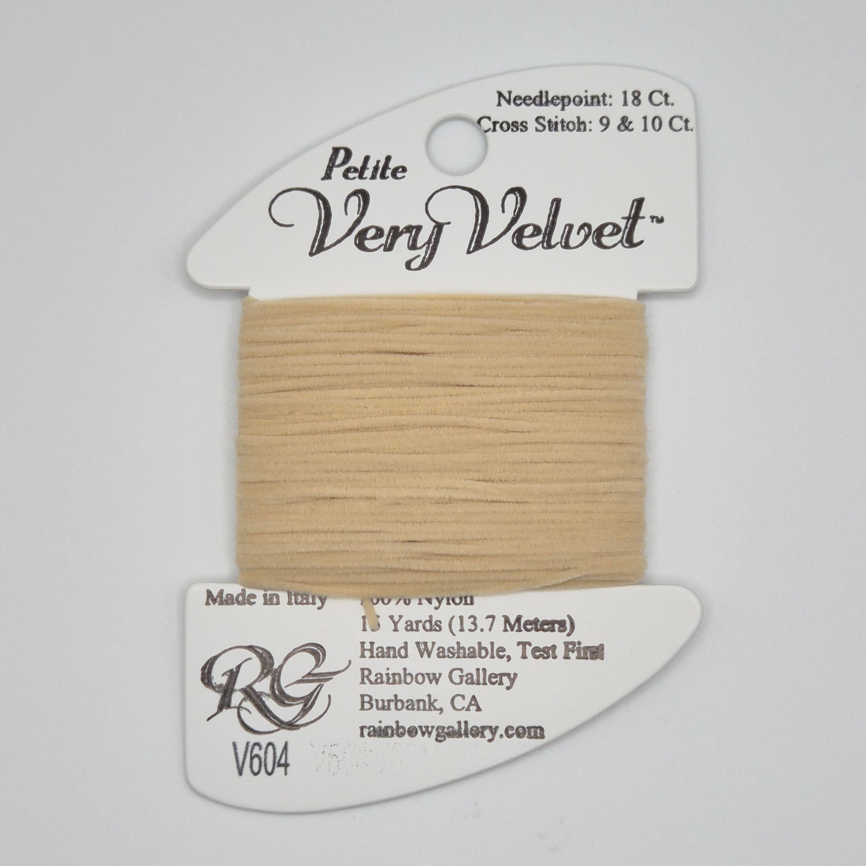 Petite Very Velvet V604 Taupe