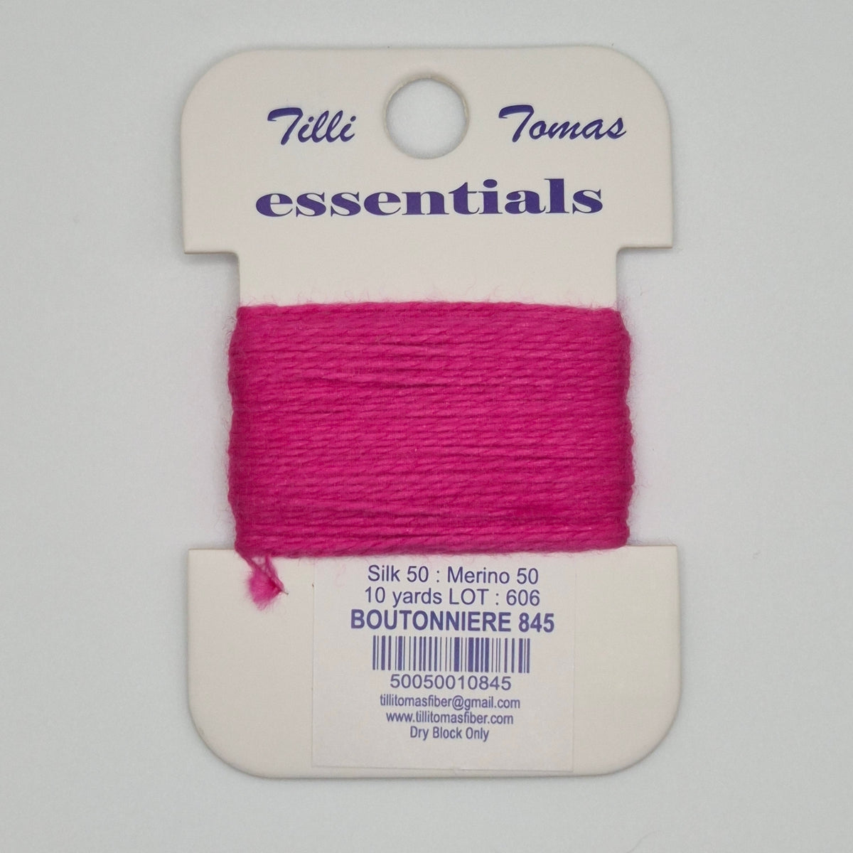 Essentials Card 845 Boutonniere