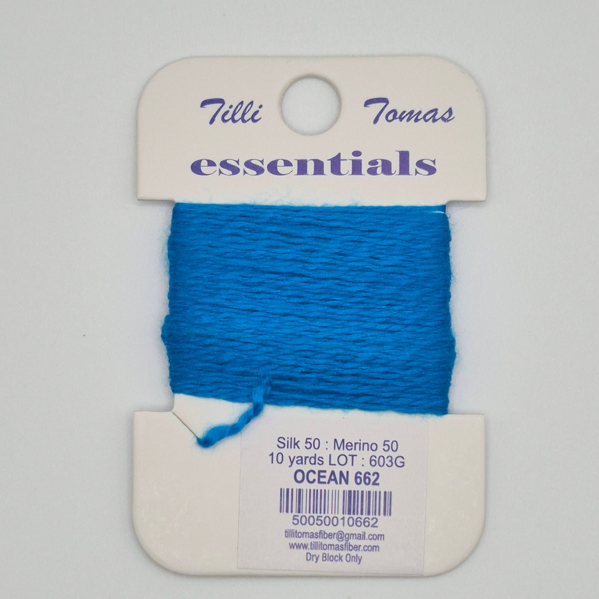 Essentials Card 662 Ocean