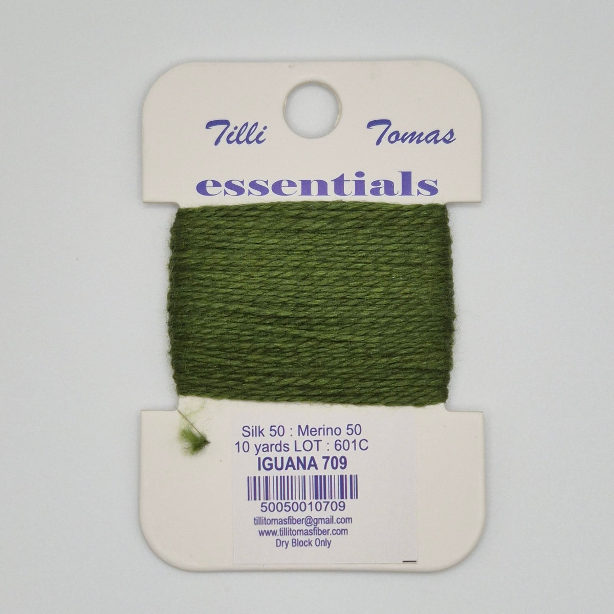 Essentials Card 709 Iguana